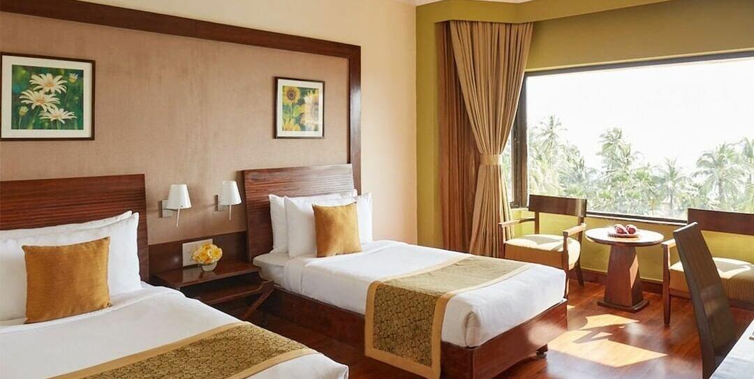 The Retreat Hotel & Convention Centre Mumbai Dış mekan fotoğraf